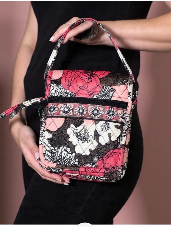 Vera Bradley Handbags - Ver Bradley Pink Floral Quilted Crossbody Bag with Black Accents